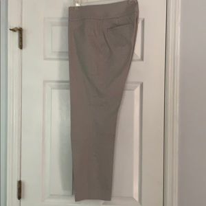Ann Taylor Loft Capri Pants